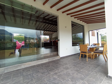 finca en venta en via la ceja la union. Cod V400543