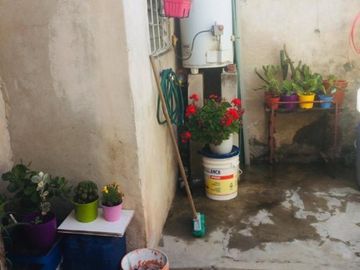 VENTA - CASA PH DE 4 AMBIENTES AL FRENTE CON COCHERA - MORON