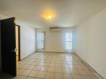 RENTA DE CASA EN RINCONADA