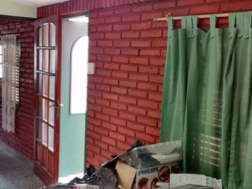 Casa PH en venta en Moron Sur