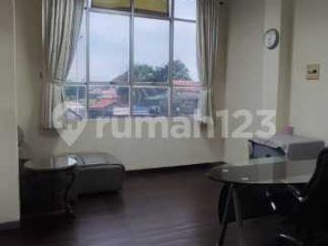 Disewakan Ruko 3 Lantai Strategis di Jatinegara Jakarta Timur