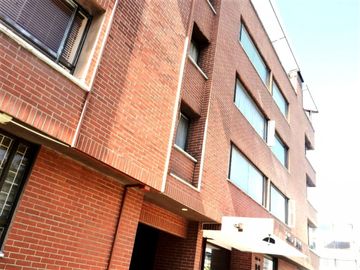 Apartamento en Venta Santa Barbara Central Remodelado 4 Alcobas