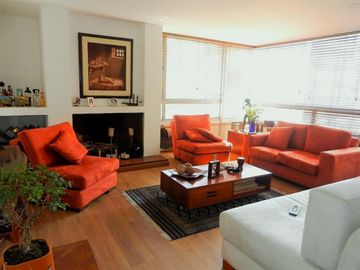 Apartamento en Venta Santa Barbara Central Remodelado 4 Alcobas