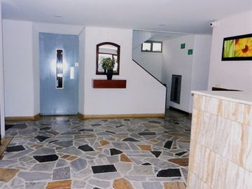 Apartamento en Venta Santa Barbara Central Remodelado 4 Alcobas