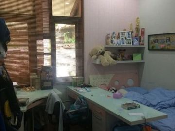 6 Bedroom House for sale