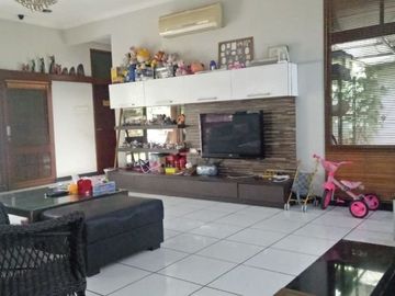 6 Bedroom House for sale