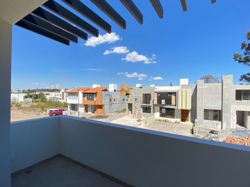 CASA EN VENTA EN EL OLIVAR ALTOZANO