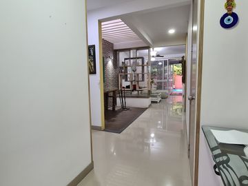 casa en venta en hacienda el castillo. Cod V16715