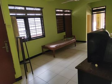 Rumah strategis di banyumanik siap huni. Lingkungan aman dan nyaman