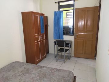 Rumah strategis di banyumanik siap huni. Lingkungan aman dan nyaman