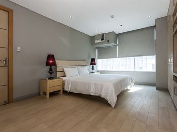 Unit For Rent in Luxe Residences, BGC
