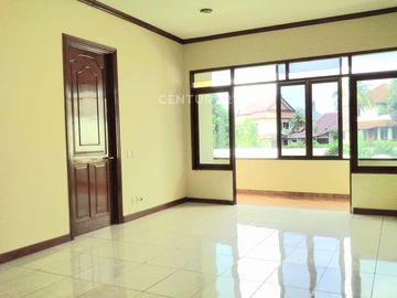 Hunian Elit Di Bukit Jakarta Selatan Lokasi Strategis Dan Nyaman