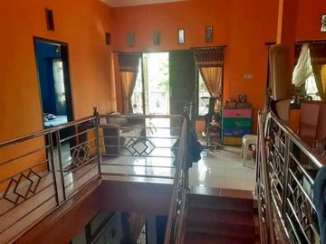 Rumah 2 Lantai Luas 135 di Jembawan Sawojajar Malang