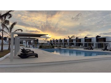 CASAS NUEVA A ESTRENAR  EN URBANIZACIÓN BARU OASIS AL SUR DE MANTA