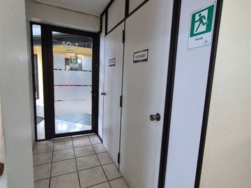 Oficina en arriendo en Linares