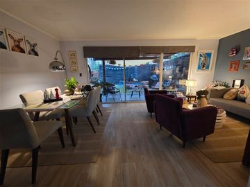 Casa en venta de 4 dorm. en Huechuraba