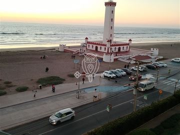 Departamento en venta de 3 dorm.2 baño amoblado en La Serena