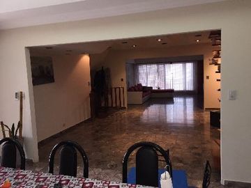 Departamento Tipo Casa en venta en Lanus Oeste