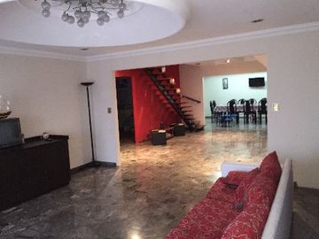 Departamento Tipo Casa en venta en Lanus Oeste