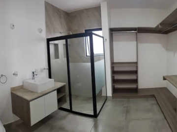 Preciosos Departamentos en El Pueblito Centro, 2 y 3 Recamaras, Ubicadisimos !!