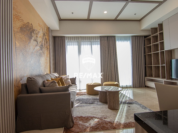Disewakan unit eksklusif di 57 Promenade Tower Sky, lantai 9 – Private Lift langsung ke unit