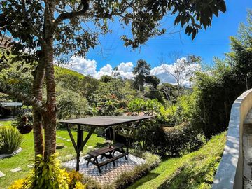 casa campestre en venta en lago calima. Cod V11466