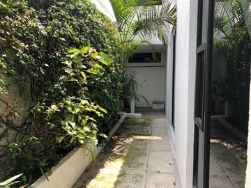 CASA EN VENTA EN ZAVALETA, ZONA ANGELOPOLIS Y BULEVAR ATLIXCO