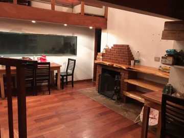 LUJOSO PH en Venta en Caballito 5 ambientes, 3 dormitorios, 2 baños, terraza, parrilla, hogar a leña 140 m2 - Rosario 800