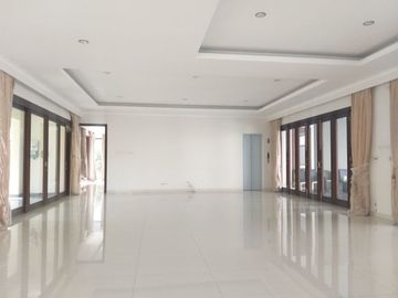 Rumah Mewah Private Pool Di Perum Super Elite Bale Hinggil Jogja