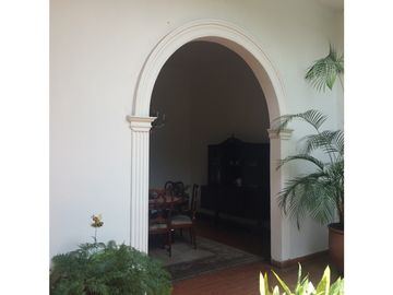 Casa en San Fernando con espacios y luz natural