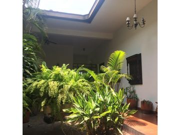 Casa en San Fernando con espacios y luz natural