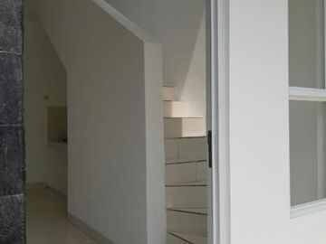 Rumah Siap Huni 4 Kamar Tidur di Graha Raya Bintaro 4818