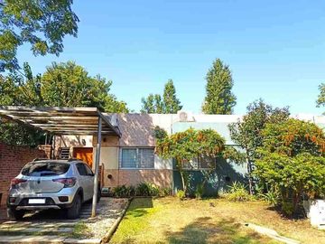 Casa en venta en Villa Udaondo