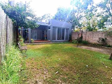 Casa en venta en Villa Udaondo