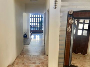CASA EN VENTA AL PONIENTE DE HERMOSILLO EN RAQUET CLUB