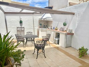 CASA EN VENTA AL PONIENTE DE HERMOSILLO EN RAQUET CLUB