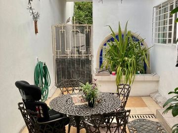 CASA EN VENTA AL PONIENTE DE HERMOSILLO EN RAQUET CLUB