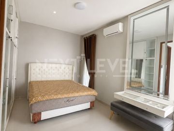Rumah Furnish 2Lantai Permata Jingga Soekarno Hatta Malang