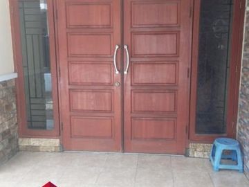 Dijual Rumah Bebas Banjir Bonus Kitchen Set dan Mini Bar Dekat Summarecon Bekasi