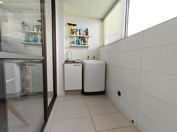 Depto arriendo de 3 dorm + servicio completo en Lo Barnechea