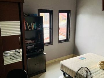 DIJUAL CEPAT RUMAH KOKOH TERAWAT SIAP HUNI DI PEKAYON GALAXY BEKASI SELATAN