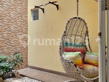 TERMURAH Rumah Full Renovasi Semi Furnished Cluster Alicante Gading Serpong