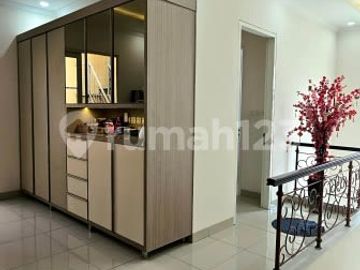 TERMURAH Rumah Full Renovasi Semi Furnished Cluster Alicante Gading Serpong