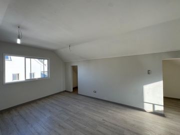 vendo amplia casa en Villa Alemana