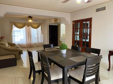 CASA EN VENTA AL NORTE DE LA CIUDAD ENSEGUIDA FIRENZE EN LA CERRADA SAN LORENZO