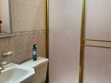 CASA EN VENTA AL NORTE DE LA CIUDAD ENSEGUIDA FIRENZE EN LA CERRADA SAN LORENZO