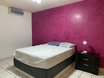 CASA EN VENTA AL NORTE DE LA CIUDAD ENSEGUIDA FIRENZE EN LA CERRADA SAN LORENZO