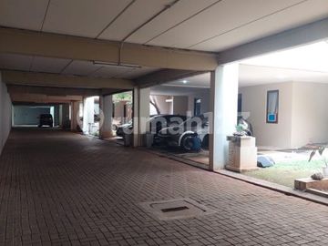 Rumah di sewa Foresta 4 kamar furnished