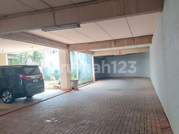 Rumah di sewa Foresta 4 kamar furnished