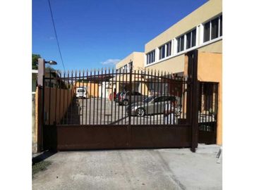 SE ALQUILA Y/O VENDE CASA 3 REC VACIA EN LAS ACACIAS